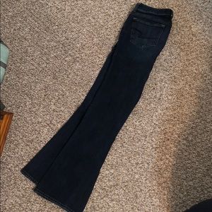 American Eagle women’s skinny kick jeans